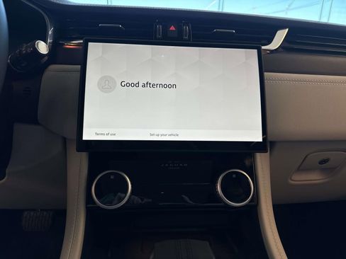 New 2025 Jaguar F-PACE R-Dynamic S image 12