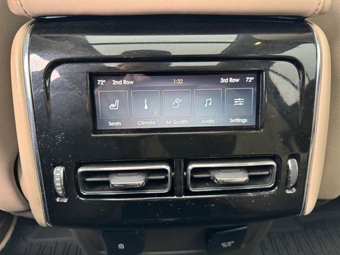 Used 2024 Lincoln Aviator Reserve w/ Equipment Group 201A image 12