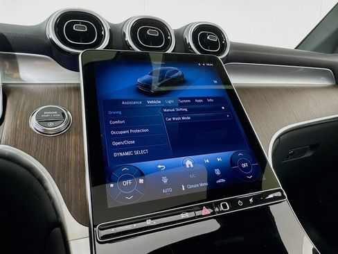 New 2026 Mercedes-Benz GLC 300 4MATIC image 19