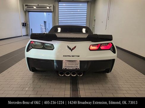 Used 2015 Chevrolet Corvette Z06 w/ 3LZ Preferred Equipment Group image 6