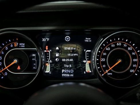 Used 2018 Jeep Wrangler Unlimited Sport S image 16