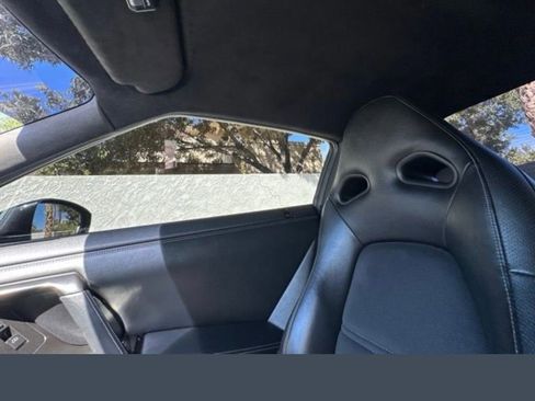 Used 2014 Nissan GT-R Premium image 12