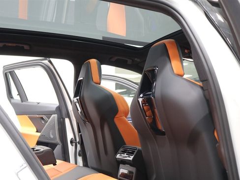 Used 2025 BMW M5 Touring w/ M Driver's Package image 57