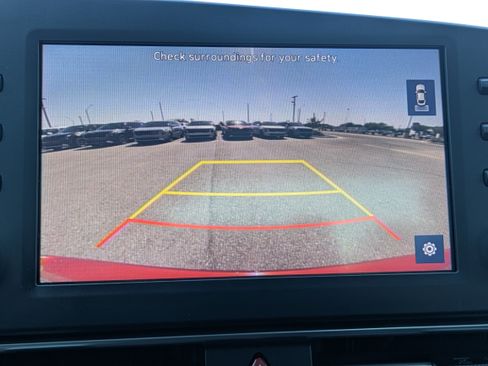 Used 2023 Hyundai Elantra SEL w/ Cargo Package FWD image 27