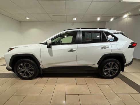 Used 2025 Toyota RAV4 Limited w/ Advanced Technology Package image 2