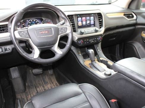 Used 2019 GMC Acadia Denali w/ Technology Package image 5