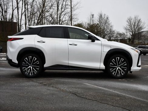 New 2026 Lexus RZ 450e 2WD image 8