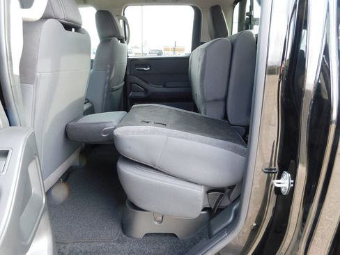 Used 2024 Nissan Frontier SV w/ Hardbody Edition image 26