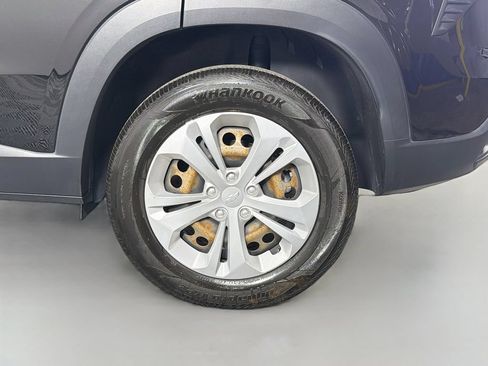 Used 2024 Chevrolet Trax LS FWD image 28