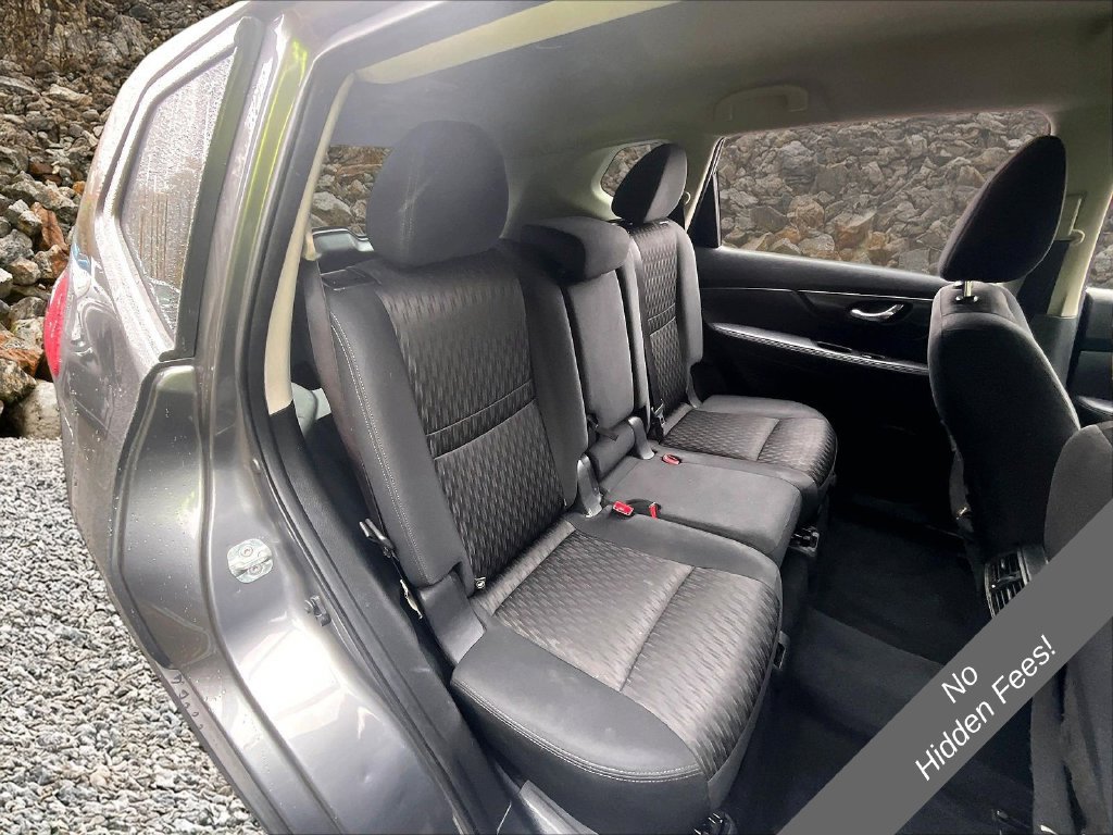 Used 2018 Nissan Rogue SV w/ Premium Package AWD/4WD image 19