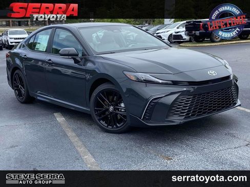 New 2026 Toyota Camry SE FWD image 1