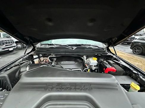 Used 2024 RAM 2500 Big Horn w/ Bed Utility Group image 15