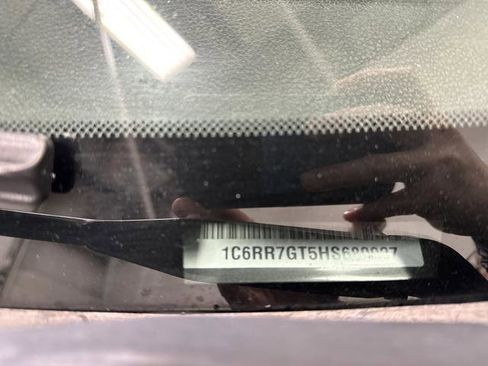 Used 2017 RAM 1500 Outdoorsman AWD/4WD image 36