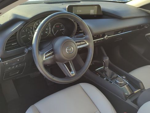 Used 2023 MAZDA MAZDA3 s FWD image 10