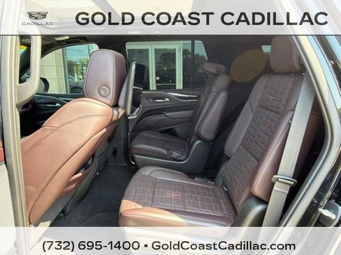 Used 2021 Cadillac Escalade Sport Platinum AWD/4WD image 19