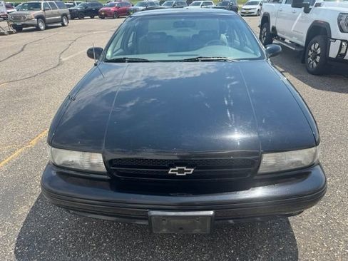 Used 1995 Chevrolet Impala SS RWD image 2