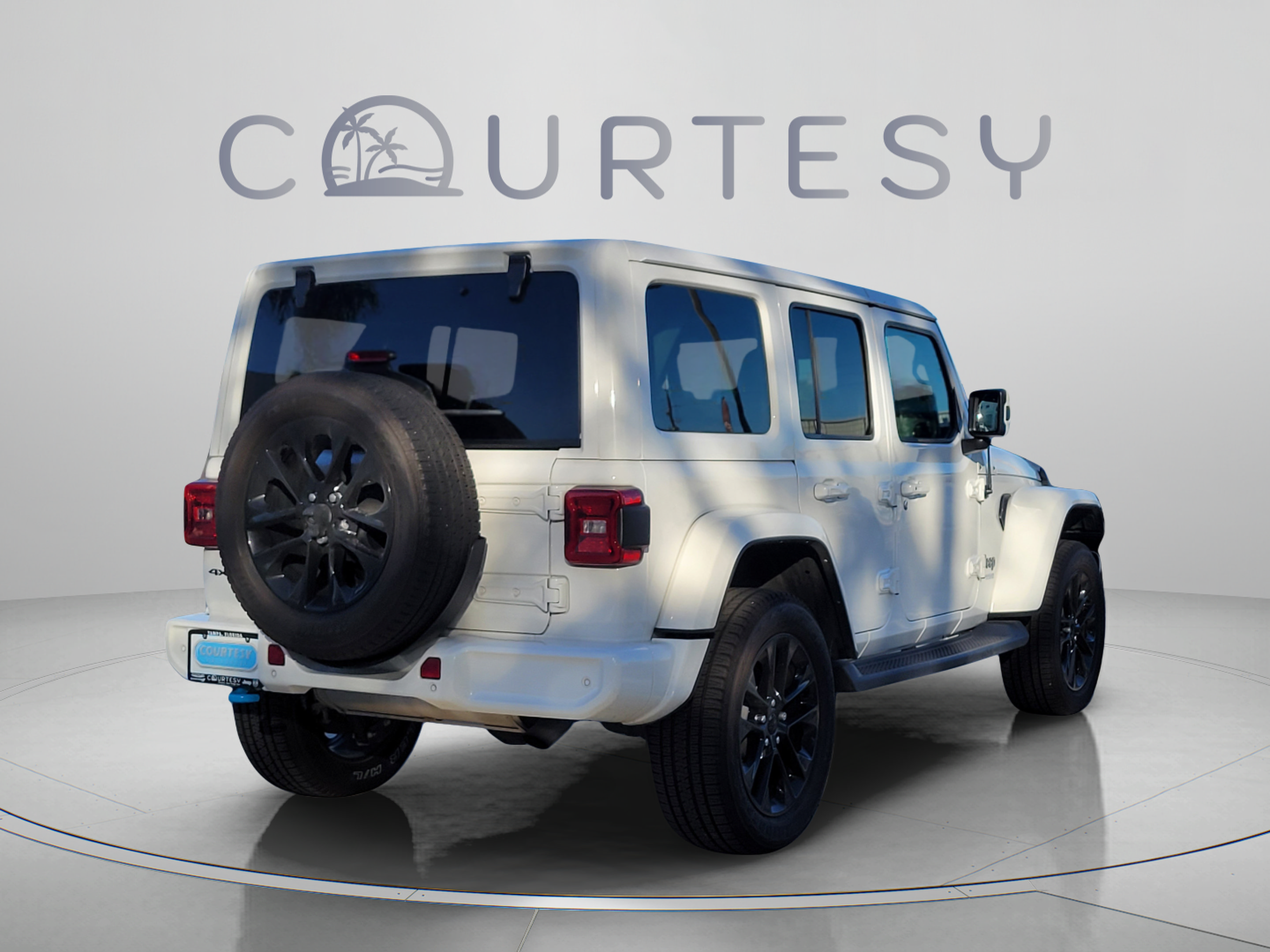 Certified 2021 Jeep Wrangler Unlimited Sahara AWD/4WD image 3