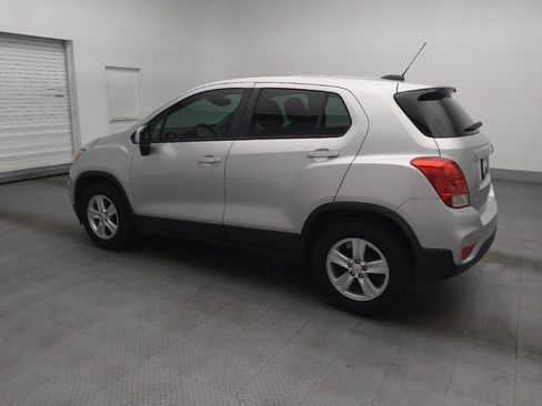 Used 2020 Chevrolet Trax LS FWD image 3