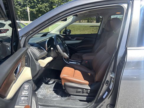 Certified 2022 Subaru Ascent Touring AWD/4WD image 28