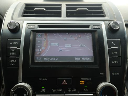 Used 2012 Toyota Camry SE w/ Convenience Pkg image 13