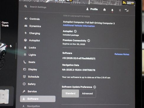 Used 2023 Tesla Model 3 Standard Range image 27