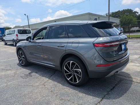 Certified 2023 Lincoln Corsair Reserve FWD image 6