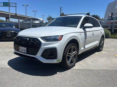 Used 2023 Audi Q5 e Premium Plus AWD/4WD image 1