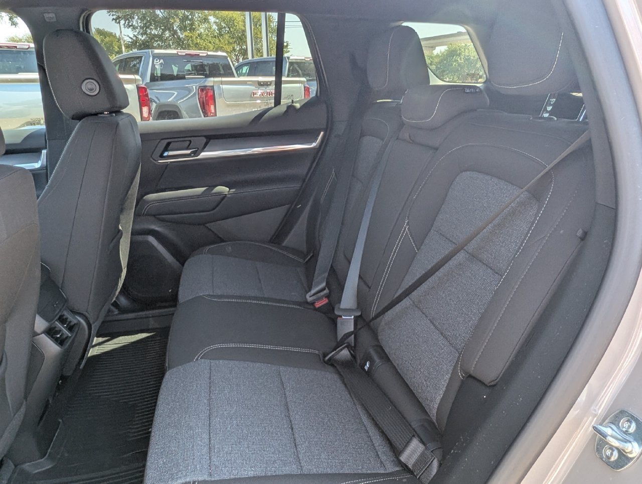 New 2027 GMC Terrain Elevation w/ LPO, Floor Liner Package FWD image 20