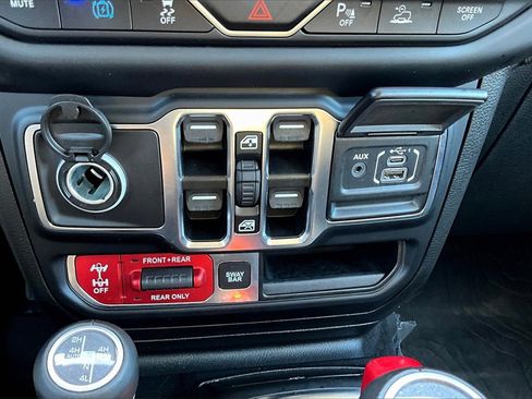 Used 2021 Jeep Wrangler Unlimited Rubicon 4xe w/ Cold Weather Group image 32