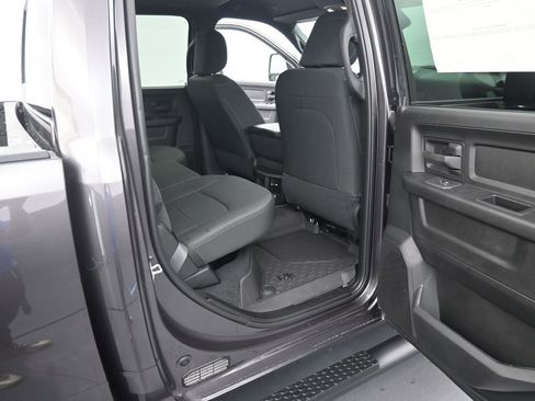 New 2026 RAM 2500 Tradesman AWD/4WD image 12
