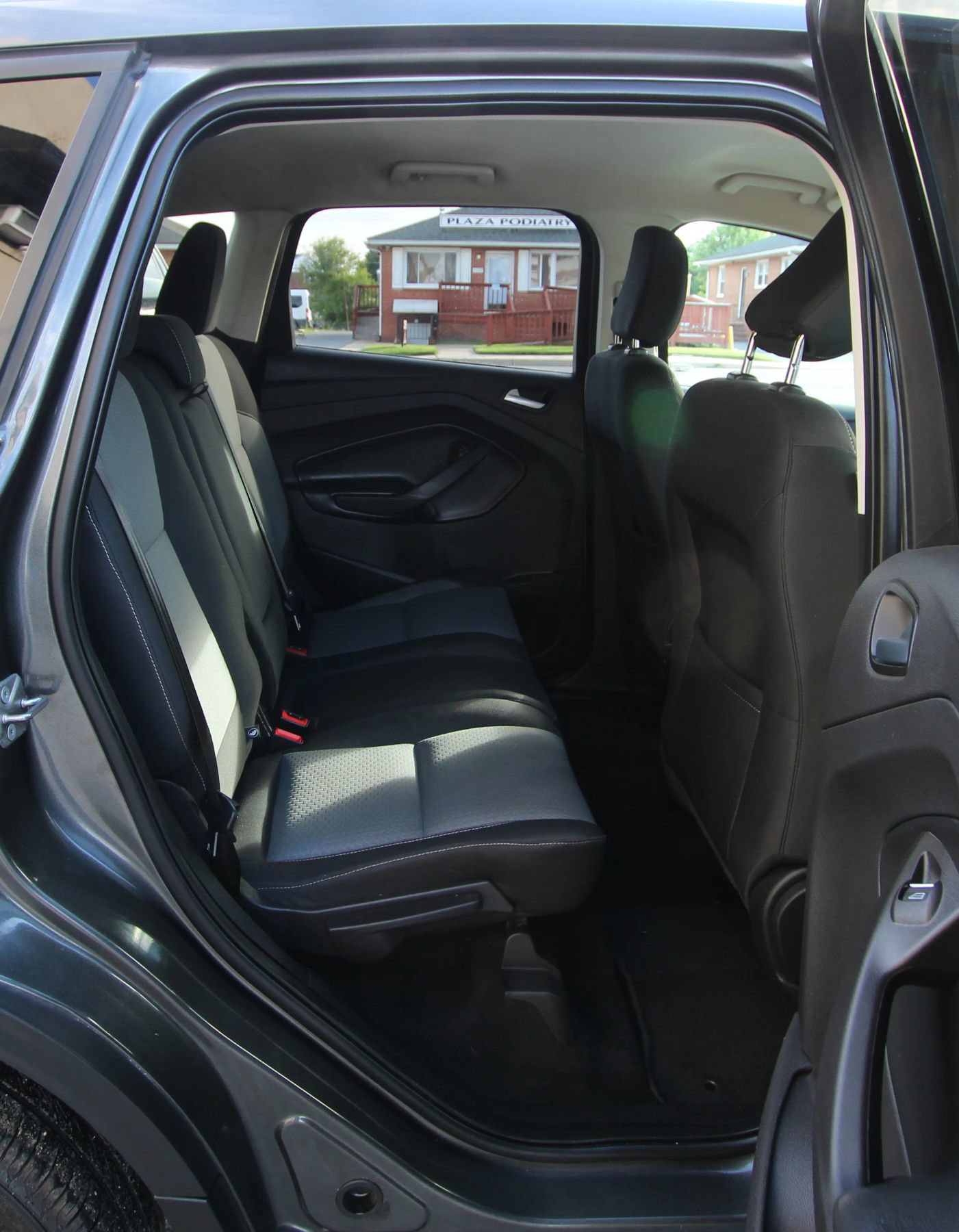 Used 2019 Ford Escape SE AWD/4WD image 12