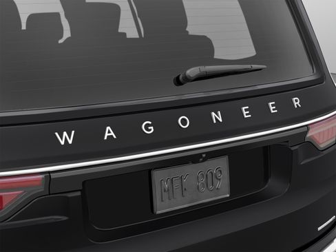 Used 2023 Jeep Wagoneer Series II AWD/4WD image 62
