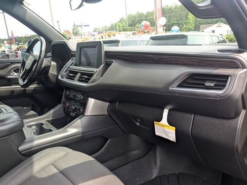 Used 2024 Chevrolet Tahoe LS RWD image 29