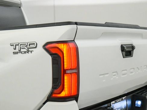 Used 2024 Toyota Tacoma TRD Sport RWD image 13