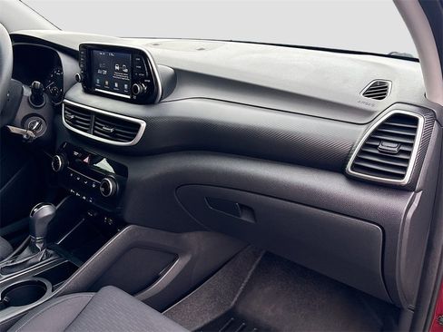 Used 2020 Hyundai Tucson SE w/ Winter Weather Package image 26