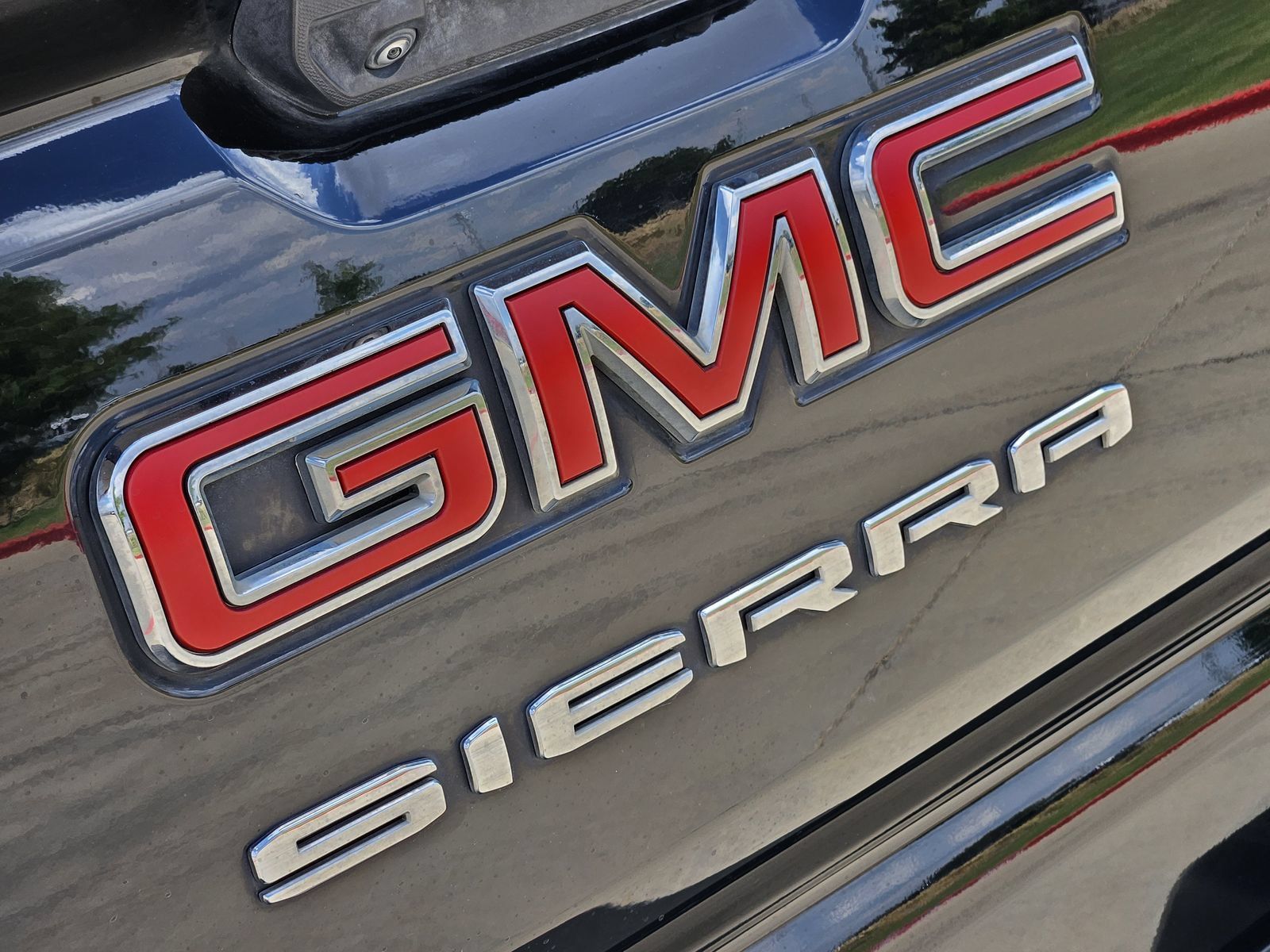 Certified 2023 GMC Sierra 1500 Pro w/ Graphite Edition AWD/4WD image 15