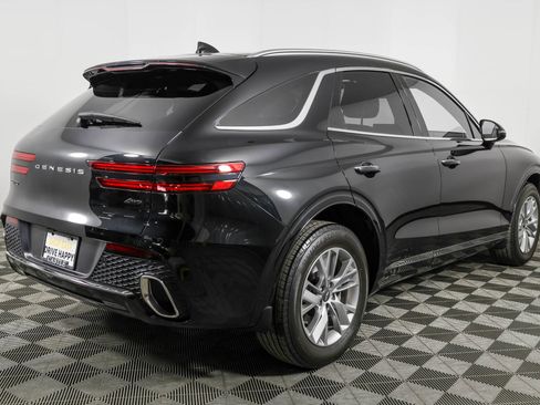 Used 2022 Genesis GV70 2.5T AWD/4WD image 16