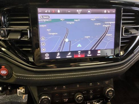 Used 2022 Dodge Durango SRT w/ SRT Interior Appearance Group image 22