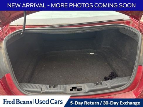Used 2016 Ford Taurus Limited image 8