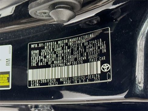 Used 2021 Toyota Corolla LE image 29