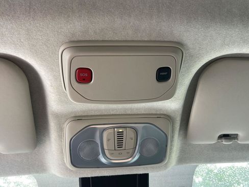 Used 2025 RAM ProMaster 1500 FWD image 33