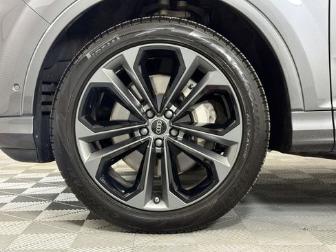 Used 2025 Audi Q7 3.0T Premium Plus image 12