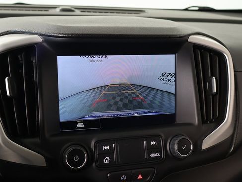Used 2022 GMC Terrain SLE w/ Driver Convenience Package image 6