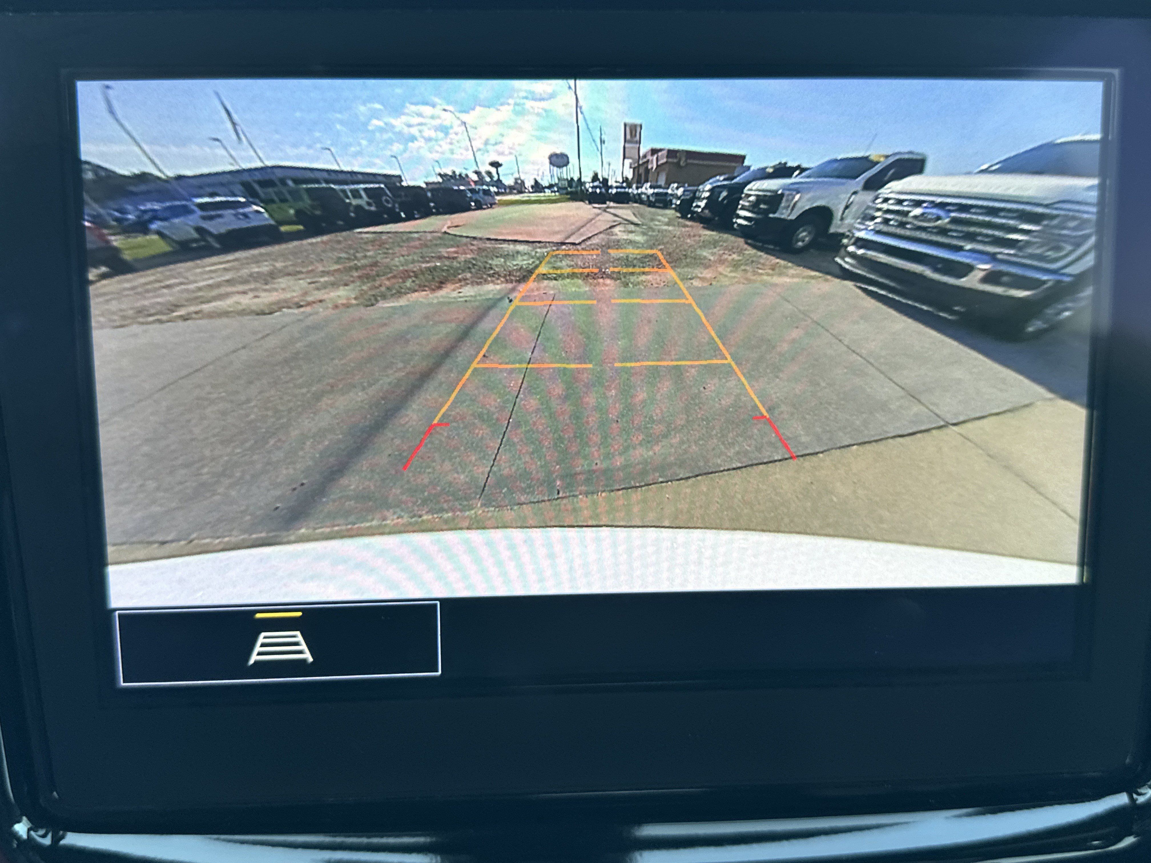 Certified 2023 Chevrolet Traverse LT FWD image 32