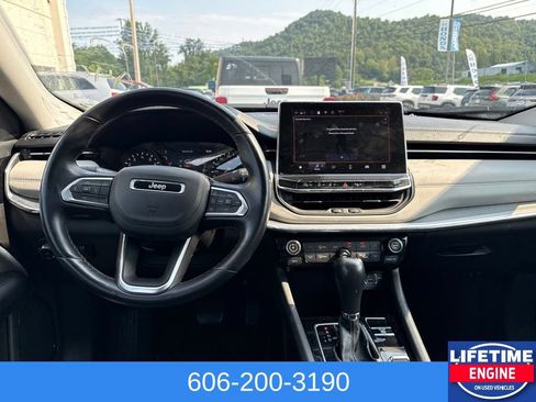 Used 2022 Jeep Compass Limited AWD/4WD image 14