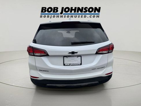 Used 2024 Chevrolet Equinox Premier image 4