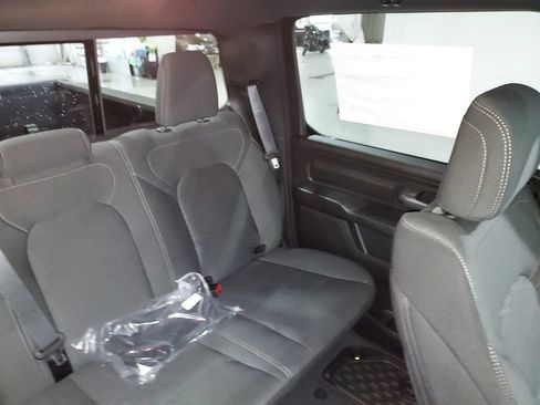 New 2026 RAM 1500 Express AWD/4WD image 14