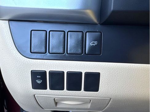 Used 2015 Toyota Highlander XLE AWD/4WD image 34