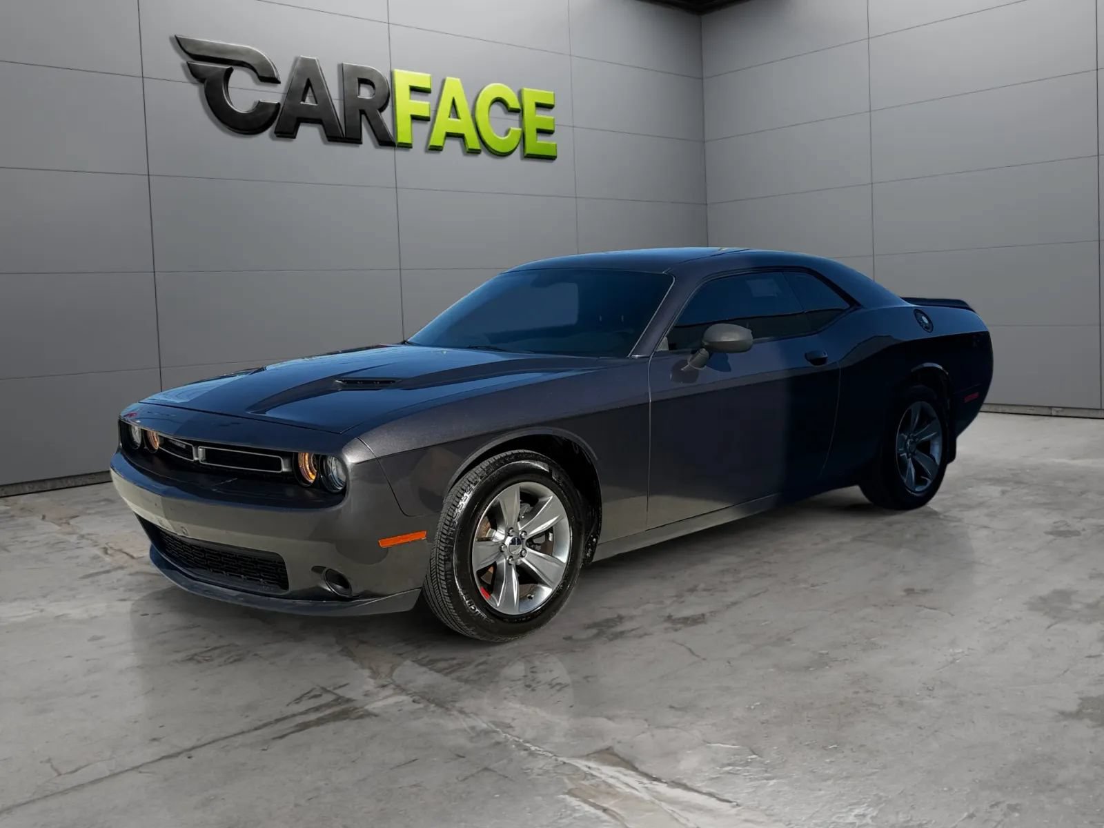 Used 2015 Dodge Challenger SXT RWD image 5