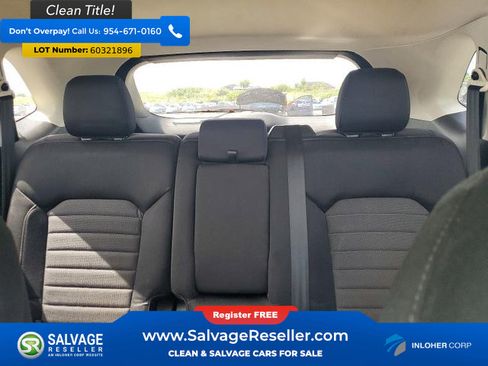 Used 2015 Ford Edge SE FWD image 13